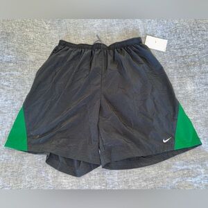 NWT AUTHENTIC MEN’S NIKE DRIFIT RUNNING TRAINING FITNESS SHORTS SIZE LARGE